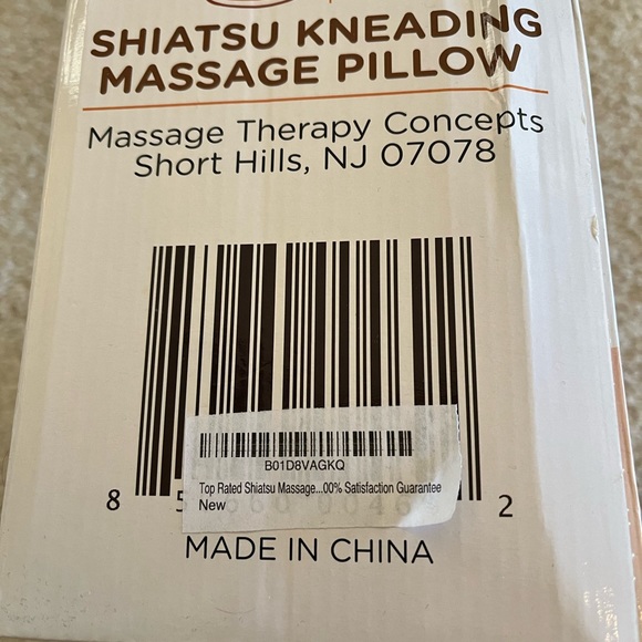 Shiatsu Kneading Massage Pillow - Picture 5 of 12